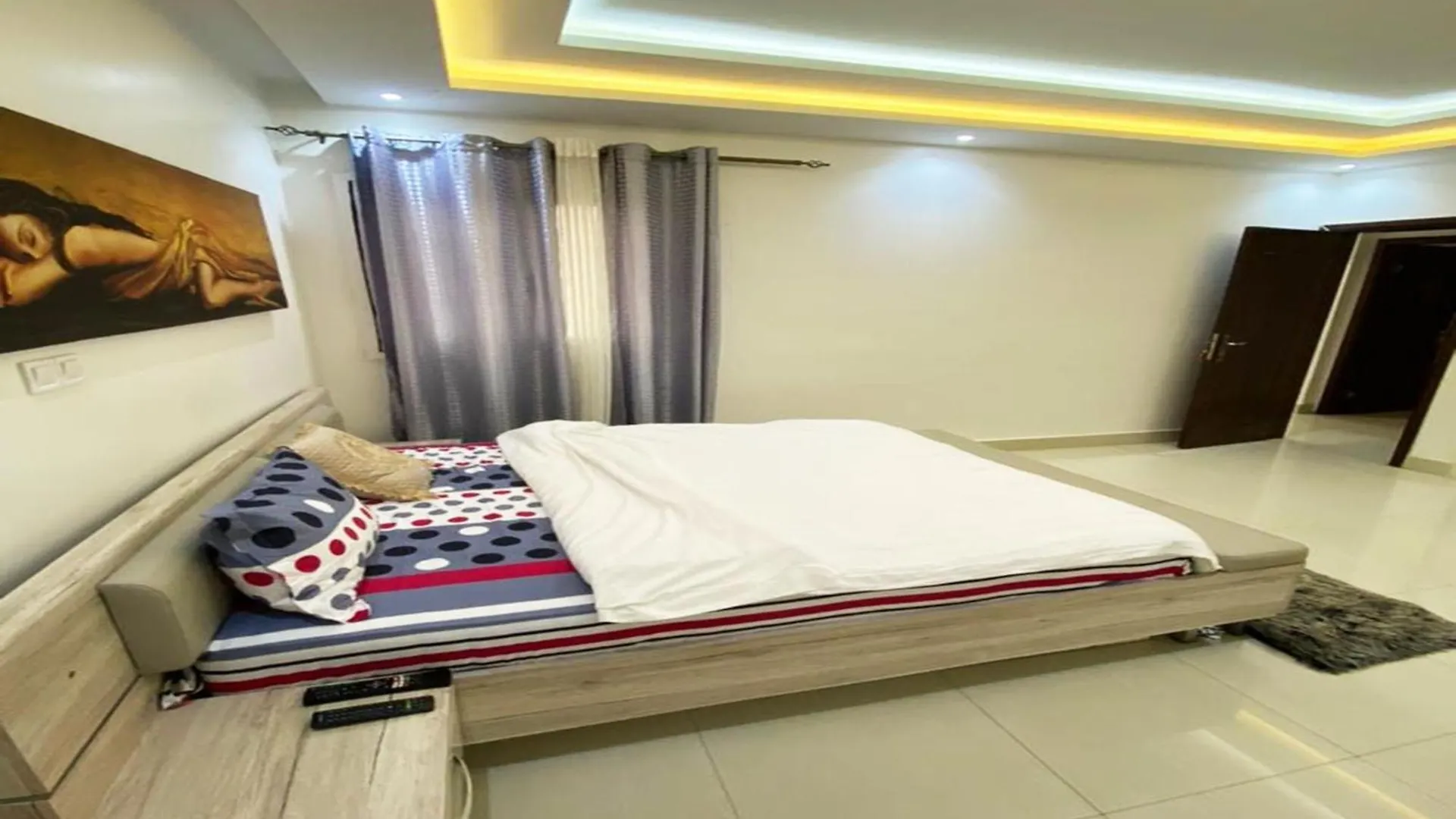 Superb Apartment With Jacuzzi No019 Dakar Senegal