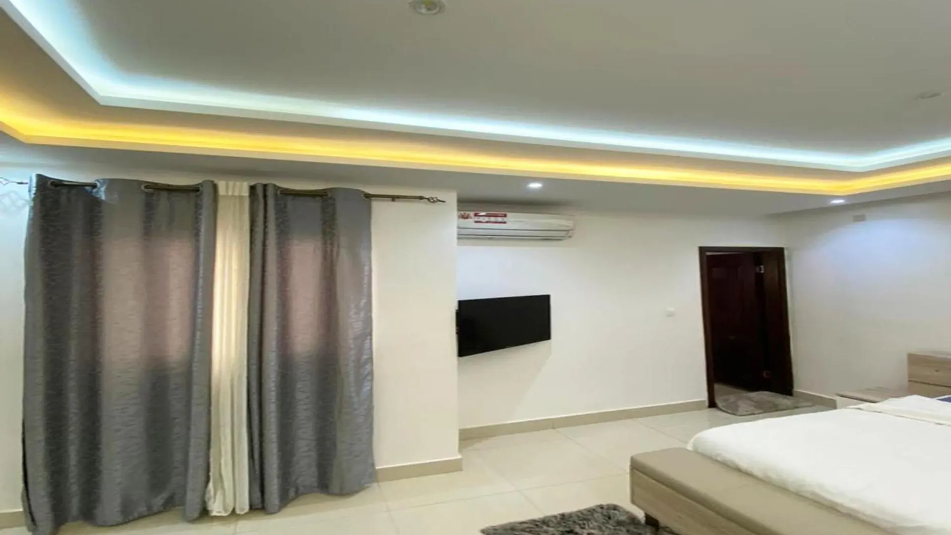 Superb Apartment With Jacuzzi No019 Dakar Senegal